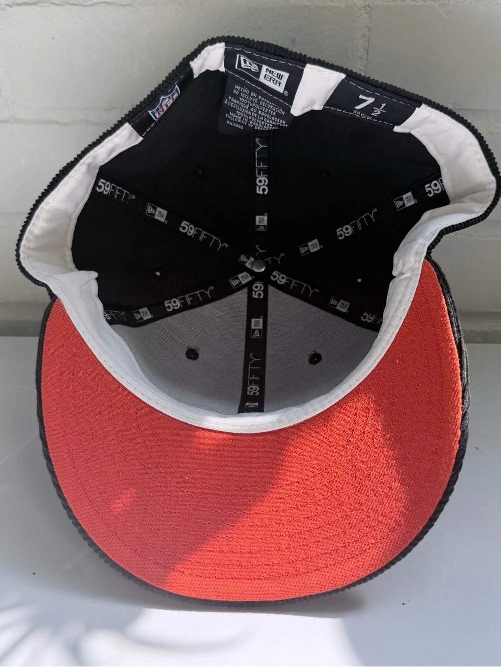 Cincinnati Bengals Black Corduroy Cap with Orange Tiger Patch fitted 7.5